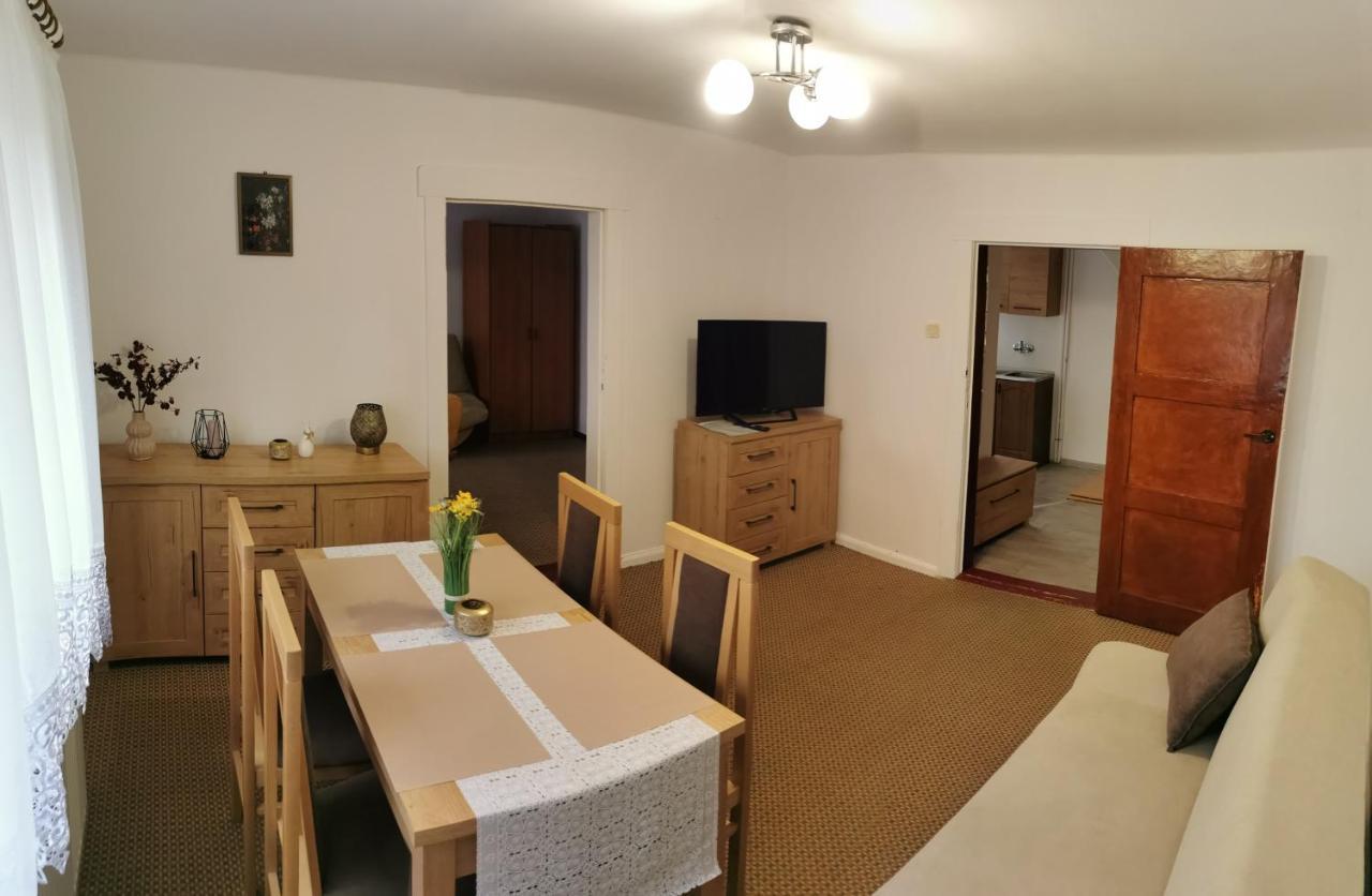 Villa Dom Na Zachodzie Szczecinek Esterno foto