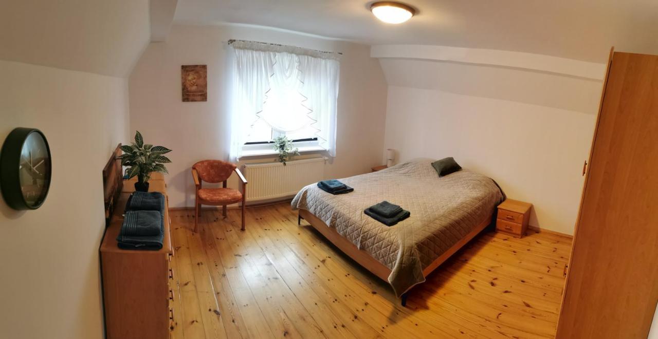 Villa Dom Na Zachodzie Szczecinek Esterno foto